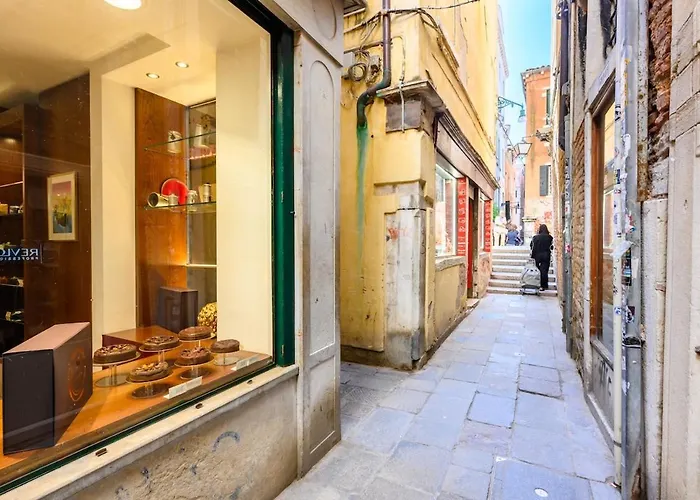 Palazzina Pistor 3rd Floor By Sarlux *